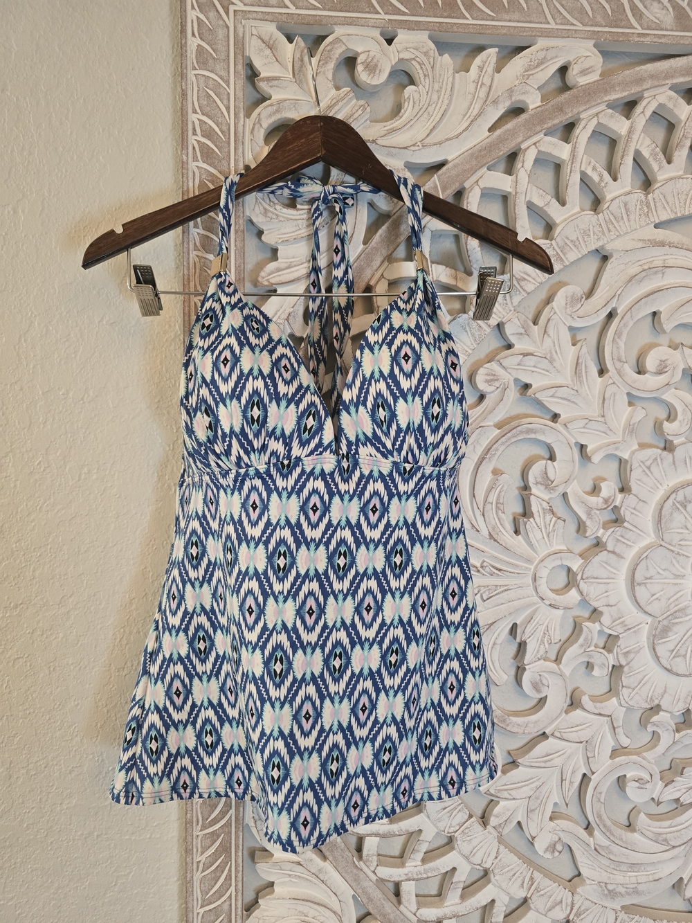 Victoria's Secret Women's Blue/White Geometric Halter Tankini Swim Top L Push-Up
